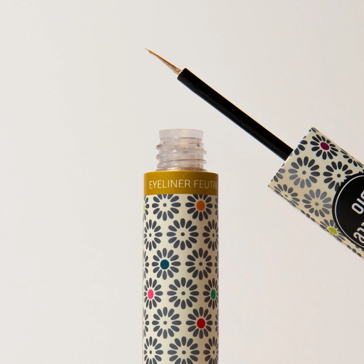 Gold Glitter Liquid Eyeliner - Charlotte Bio