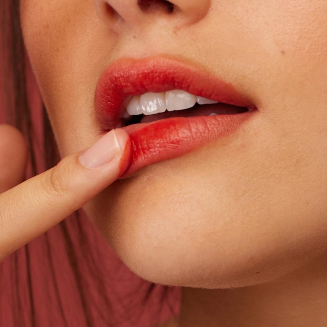 Lipstick - 002 Rouge Crush