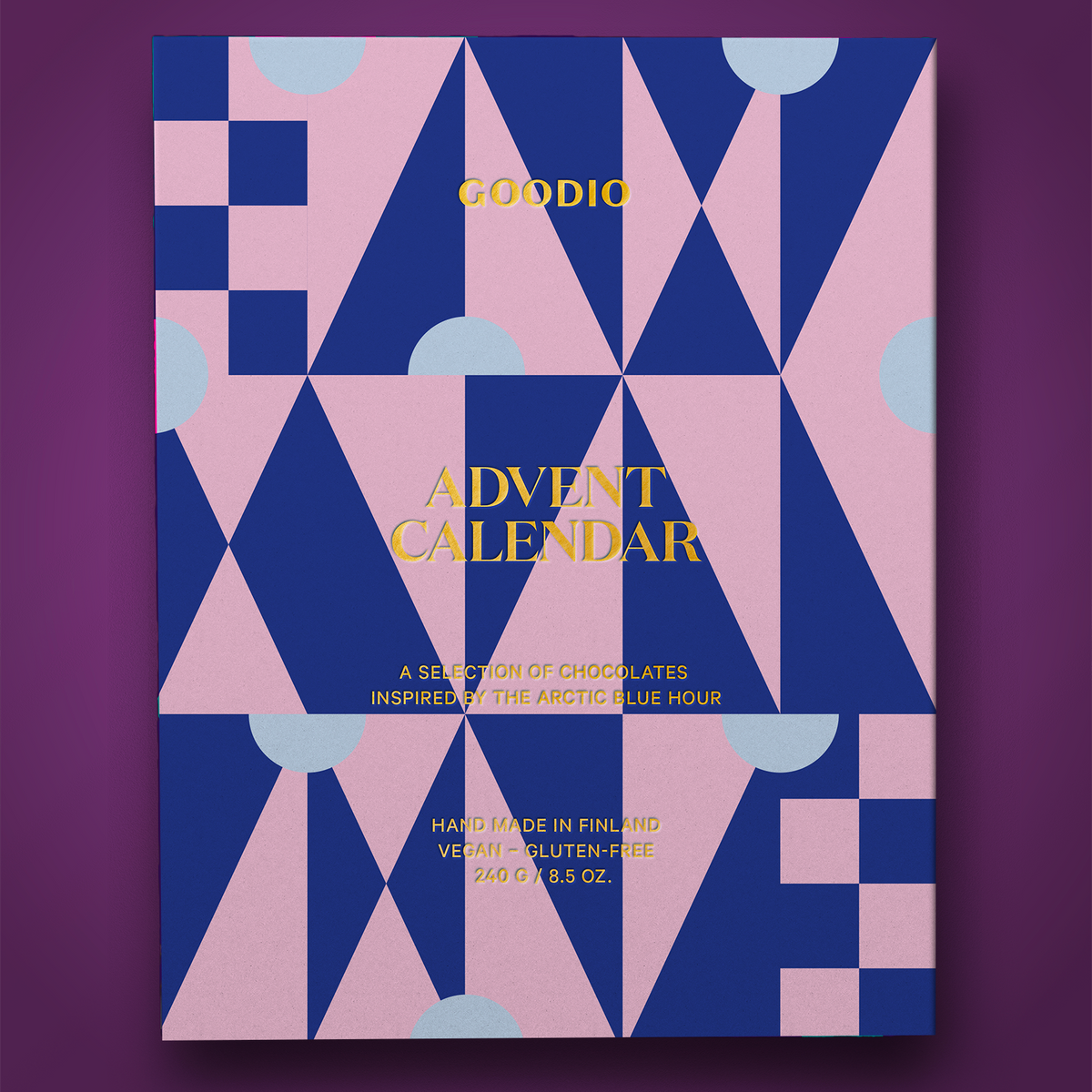 Adventskalender 2026 Blue Hour fra Goodio Chocolate, forside