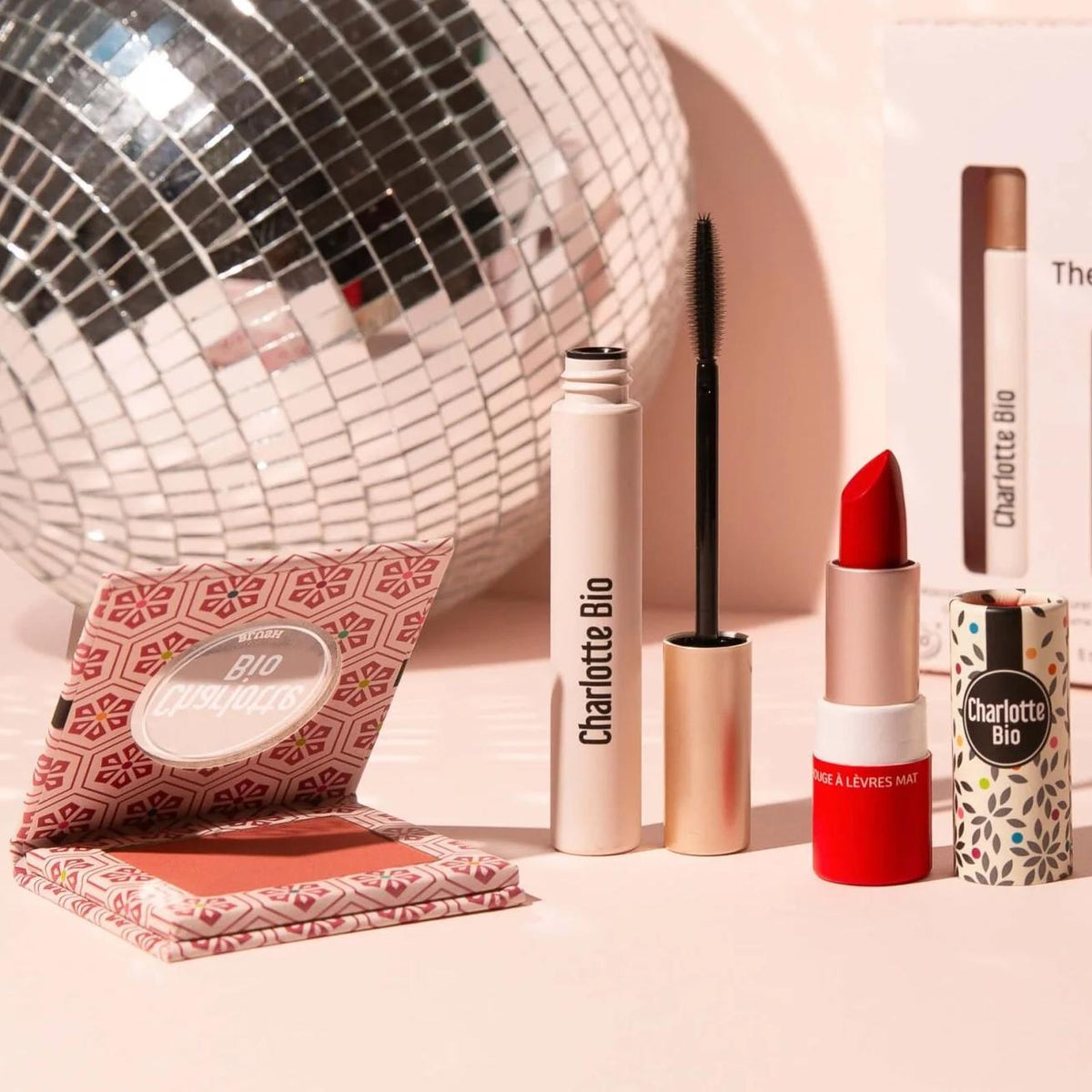 The Iconic Makeup Set Box | Charlotte Bio